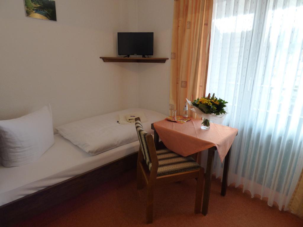 Pension Gasthof Zum Lamm Bischofsheim an der Rhön Екстериор снимка